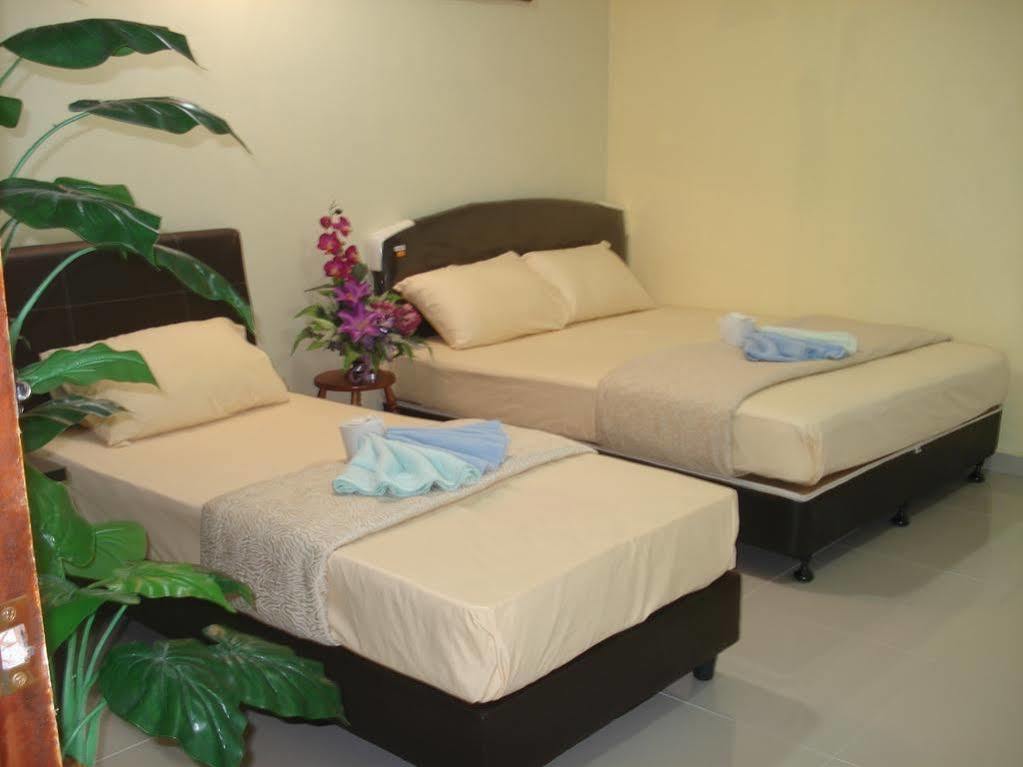 Casavilla Travellers Lodge Taiping Exterior foto